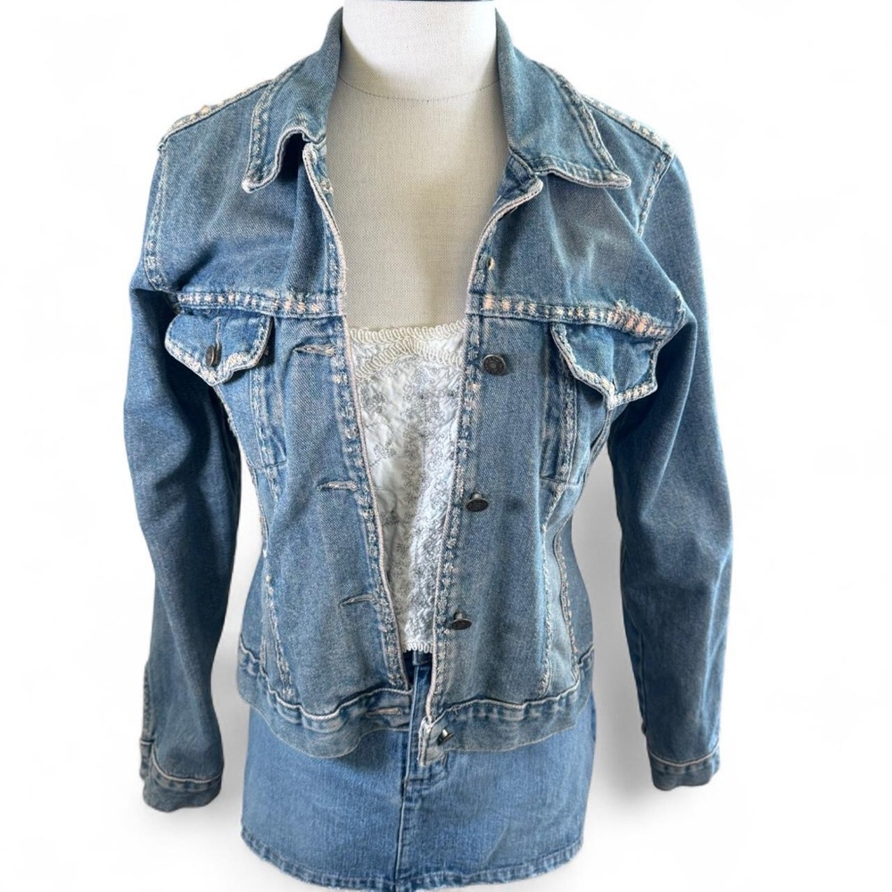 Y2K Stylish Blue Denim Jacket for Women from Brazil - Size S